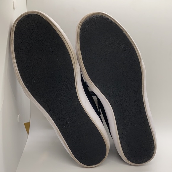 Lacoste Men's Bayliss Leather Sneaker - Picture 5 of 6